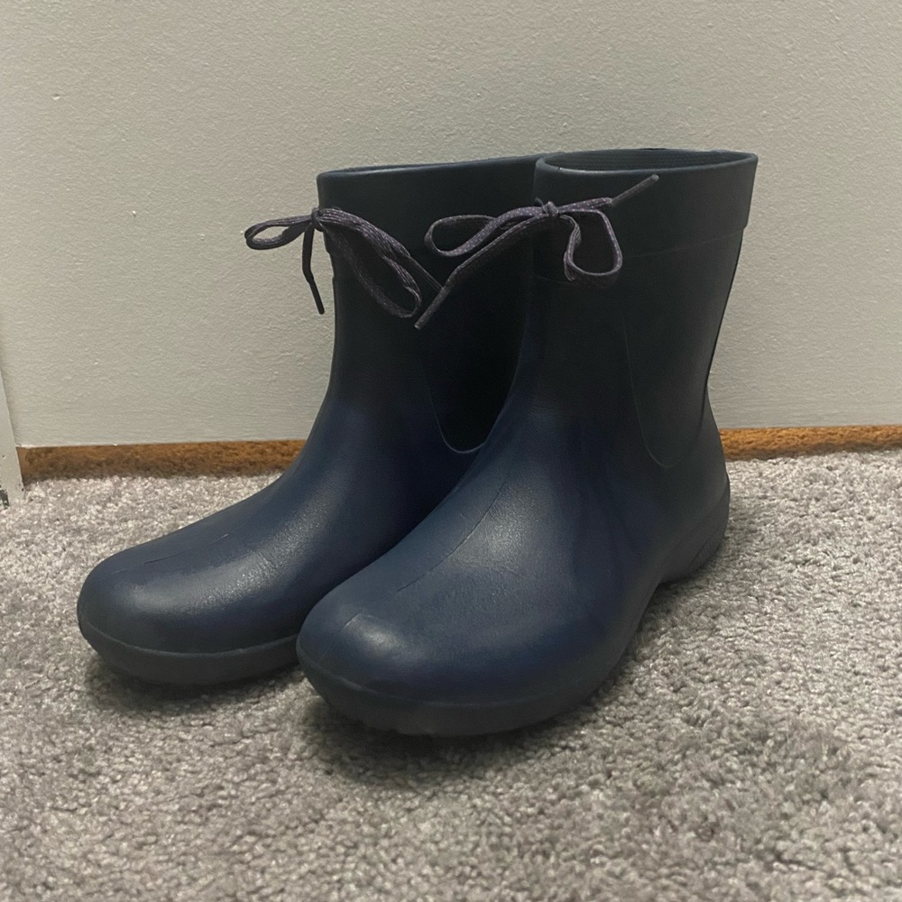 Crocs navy rain boots
